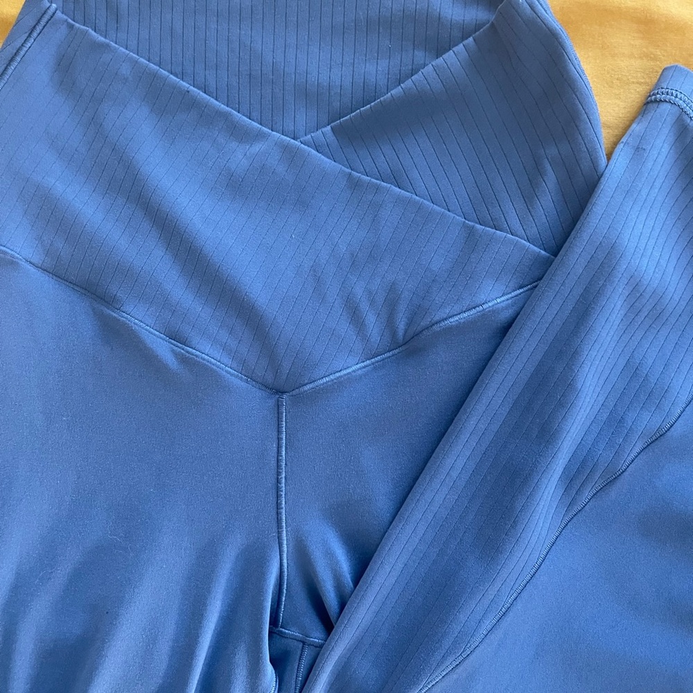 OFFLINE by Aerie Real Me Blue Crossover Super Flare | Size S